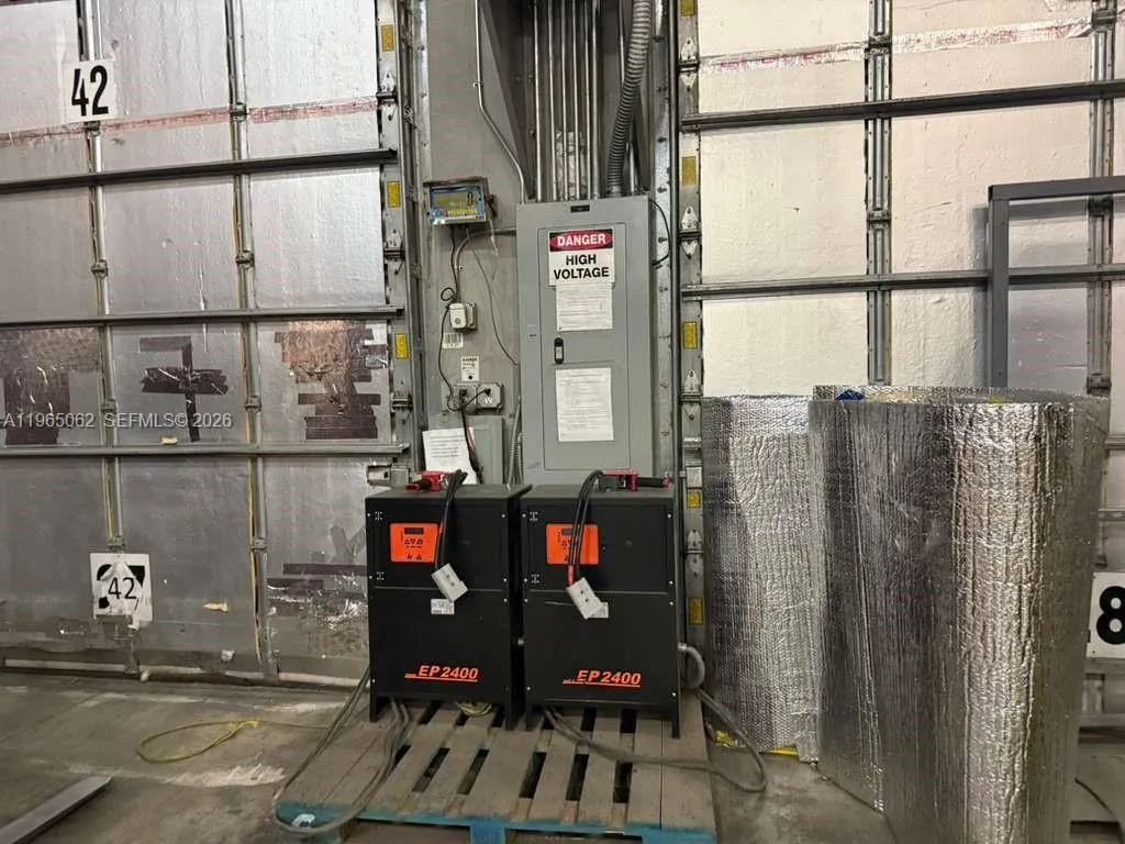 11401 Nw 134th St 104-106, Medley, Florida 33178, Medley, Florida 33178, ,Commercial Lease,For Rent,11401 Nw 134th St 104-106, Medley, Florida 33178,A11965062