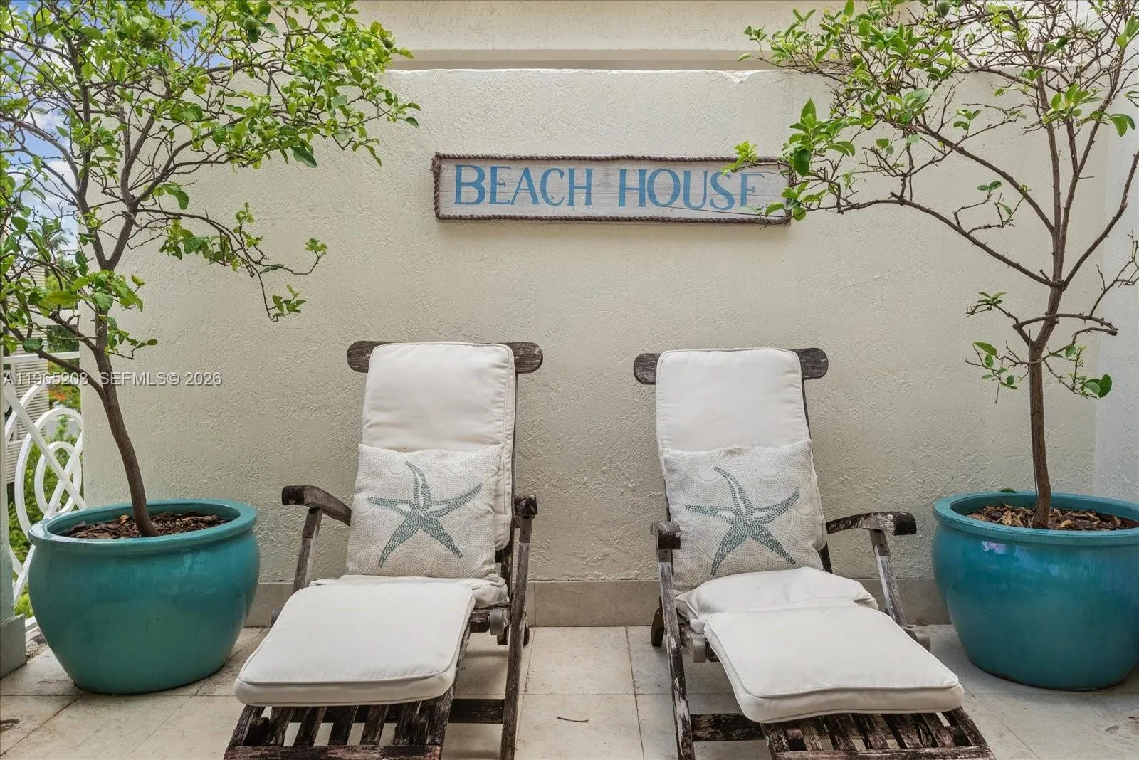 145 Jefferson Ave 419, Miami Beach, Florida 33139, Miami Beach, Florida 33139, 4 Bedrooms Bedrooms, ,3 BathroomsBathrooms,Residential,For Sale,145 Jefferson Ave 419, Miami Beach, Florida 33139,A11965203