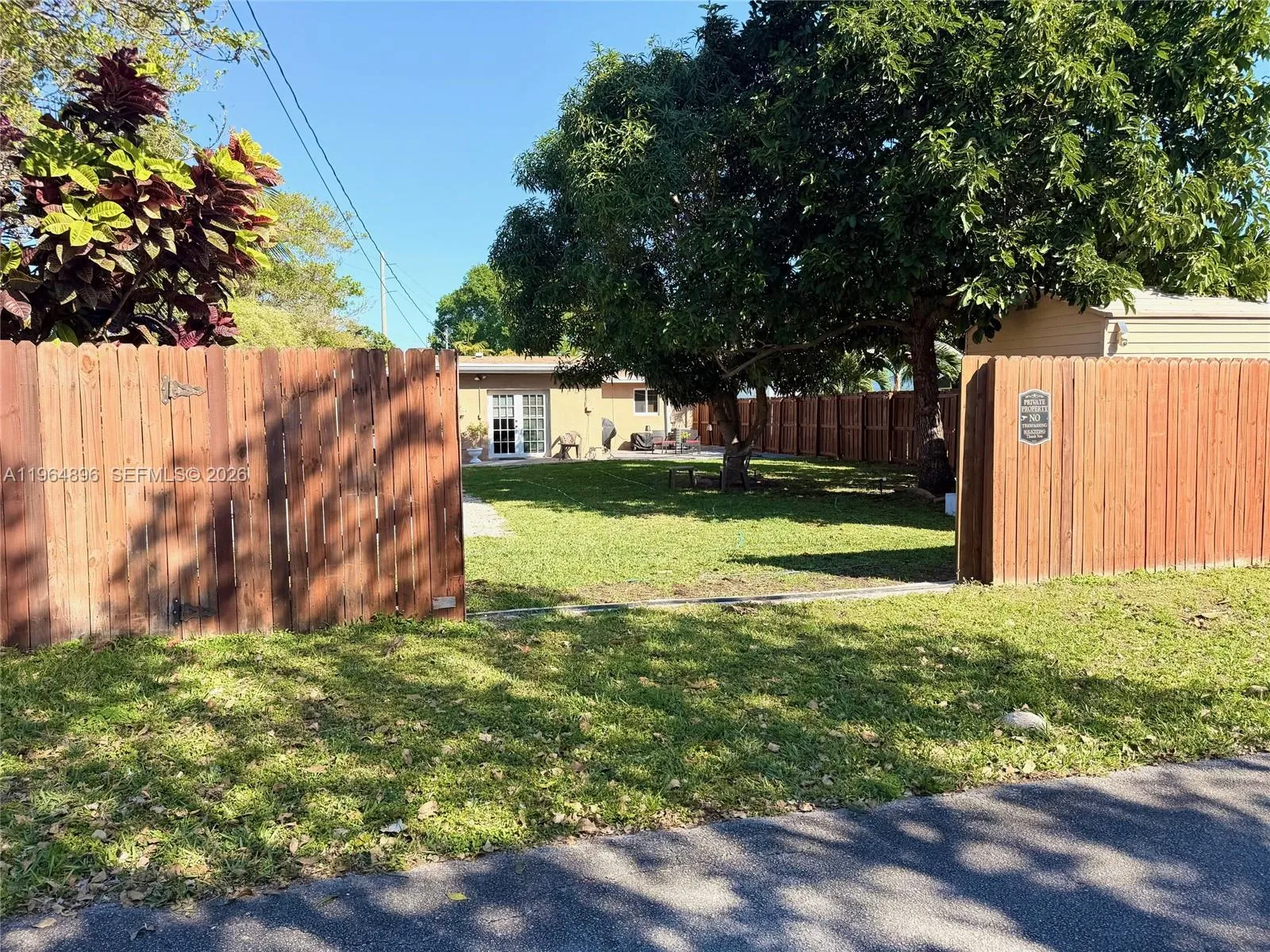 295 Sw 9th St, Dania Beach, Florida 33004, Dania Beach, Florida 33004, 3 Bedrooms Bedrooms, ,2 BathroomsBathrooms,Residential,For Sale,295 Sw 9th St, Dania Beach, Florida 33004,A11964896