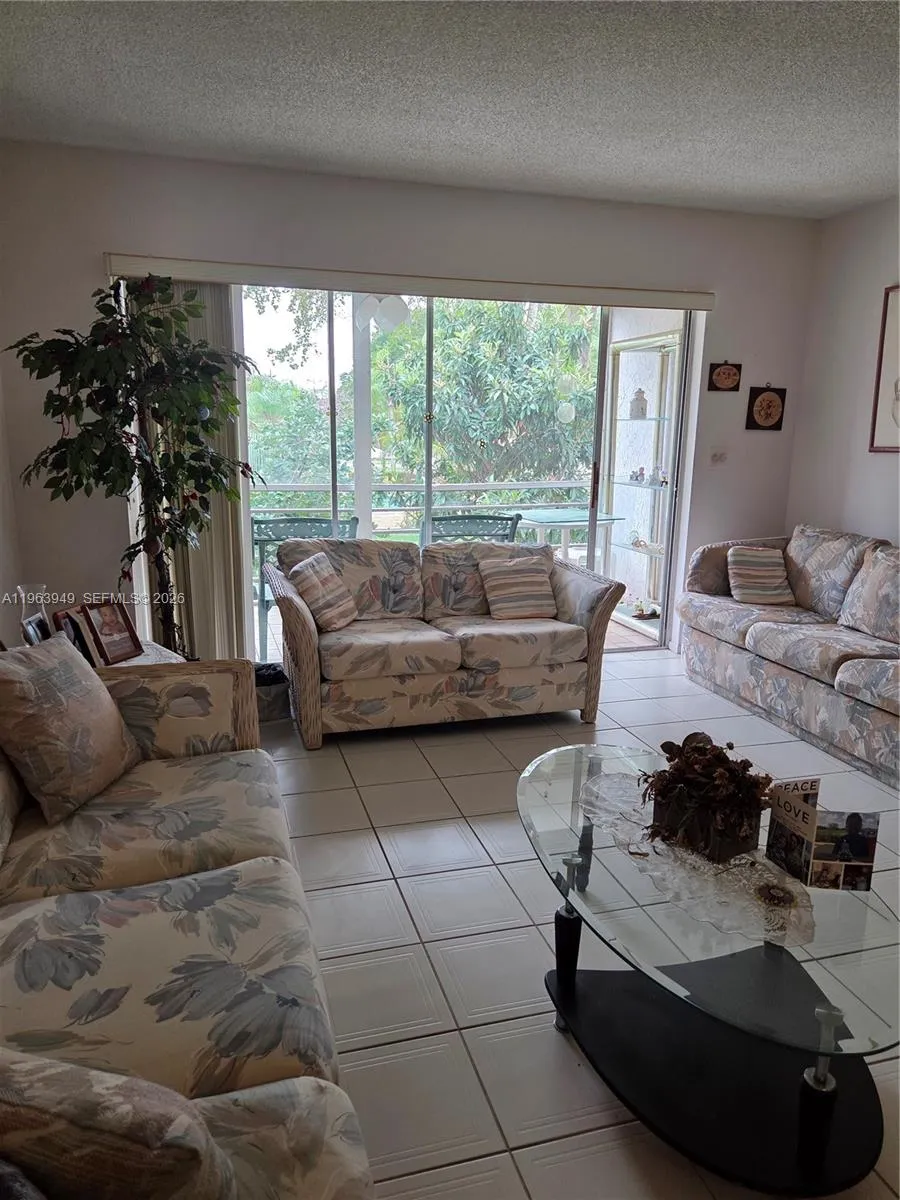 8834 W Mcnab Rd 201, Tamarac, Florida 33321, Tamarac, Florida 33321, 2 Bedrooms Bedrooms, ,2 BathroomsBathrooms,Residential,For Sale,8834 W Mcnab Rd 201, Tamarac, Florida 33321,A11963949
