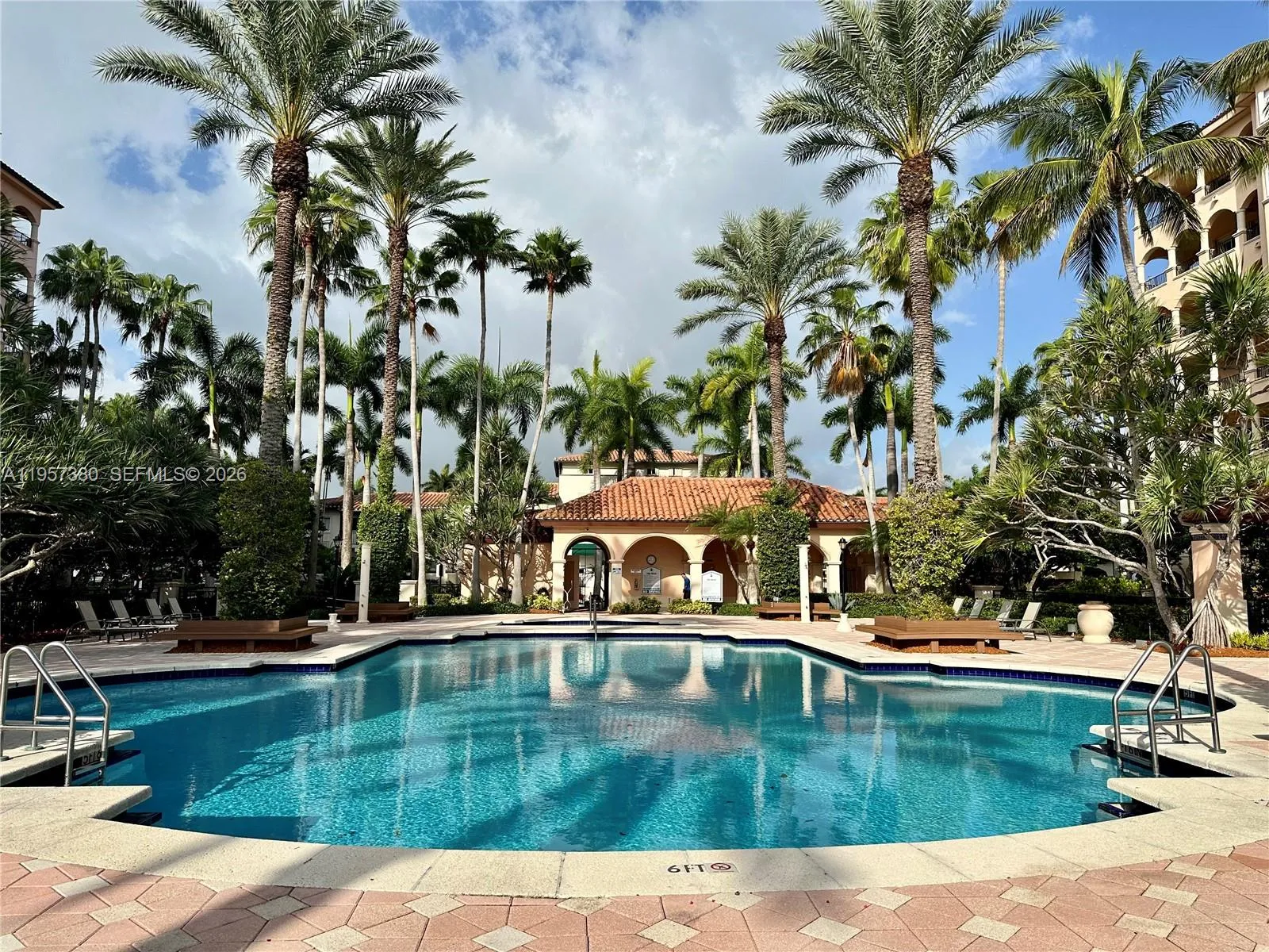 13633 Deering Bay Dr 256, Coral Gables, Florida 33, Coral Gables, Florida 33158, 3 Bedrooms Bedrooms, ,3 BathroomsBathrooms,Residential Lease,For Rent,13633 Deering Bay Dr 256, Coral Gables, Florida 33,A11957380