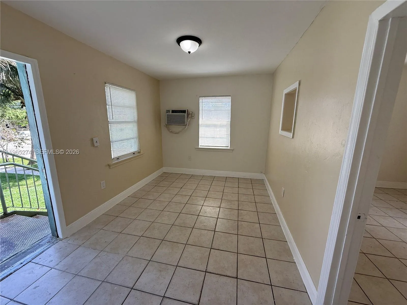 8290 Nw 4th Ave 2, Miami, Florida 33150, Miami, Florida 33150, 1 Bedroom Bedrooms, ,1 BathroomBathrooms,Residential Lease,For Rent,8290 Nw 4th Ave 2, Miami, Florida 33150,A11965274