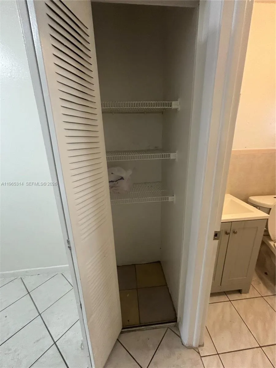 7841 Johnson St 206, Pembroke Pines, Florida 33024, Pembroke Pines, Florida 33024, 1 Bedroom Bedrooms, ,1 BathroomBathrooms,Residential Lease,For Rent,7841 Johnson St 206, Pembroke Pines, Florida 33024,A11965314