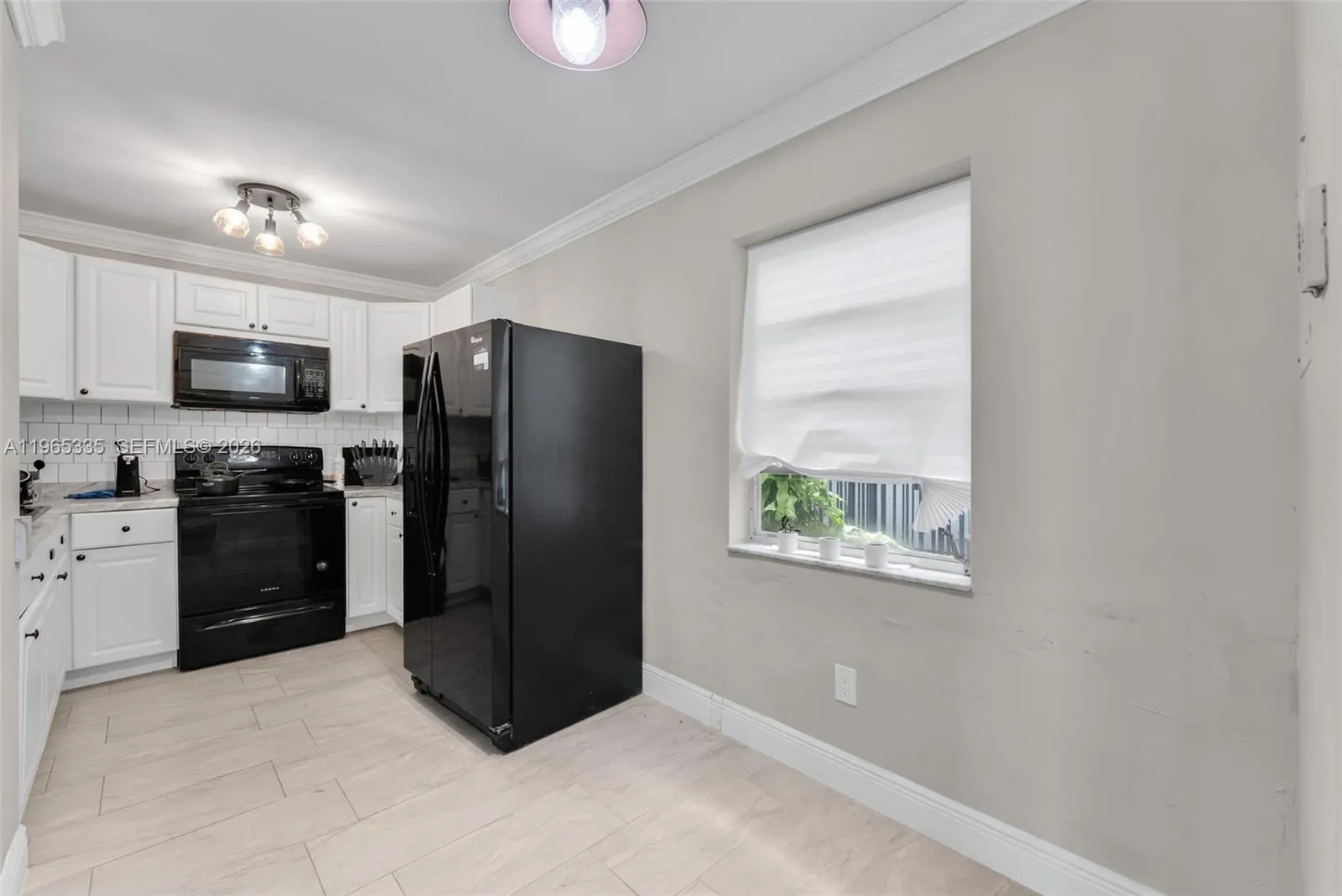 30 E 39th St 214, Hialeah, Florida 33013, Hialeah, Florida 33013, 2 Bedrooms Bedrooms, ,2 BathroomsBathrooms,Residential,For Sale,30 E 39th St 214, Hialeah, Florida 33013,A11965335