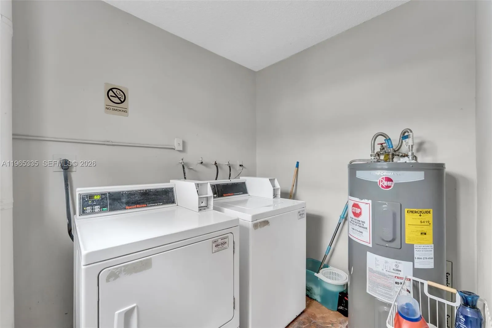 30 E 39th St 214, Hialeah, Florida 33013, Hialeah, Florida 33013, 2 Bedrooms Bedrooms, ,2 BathroomsBathrooms,Residential,For Sale,30 E 39th St 214, Hialeah, Florida 33013,A11965335