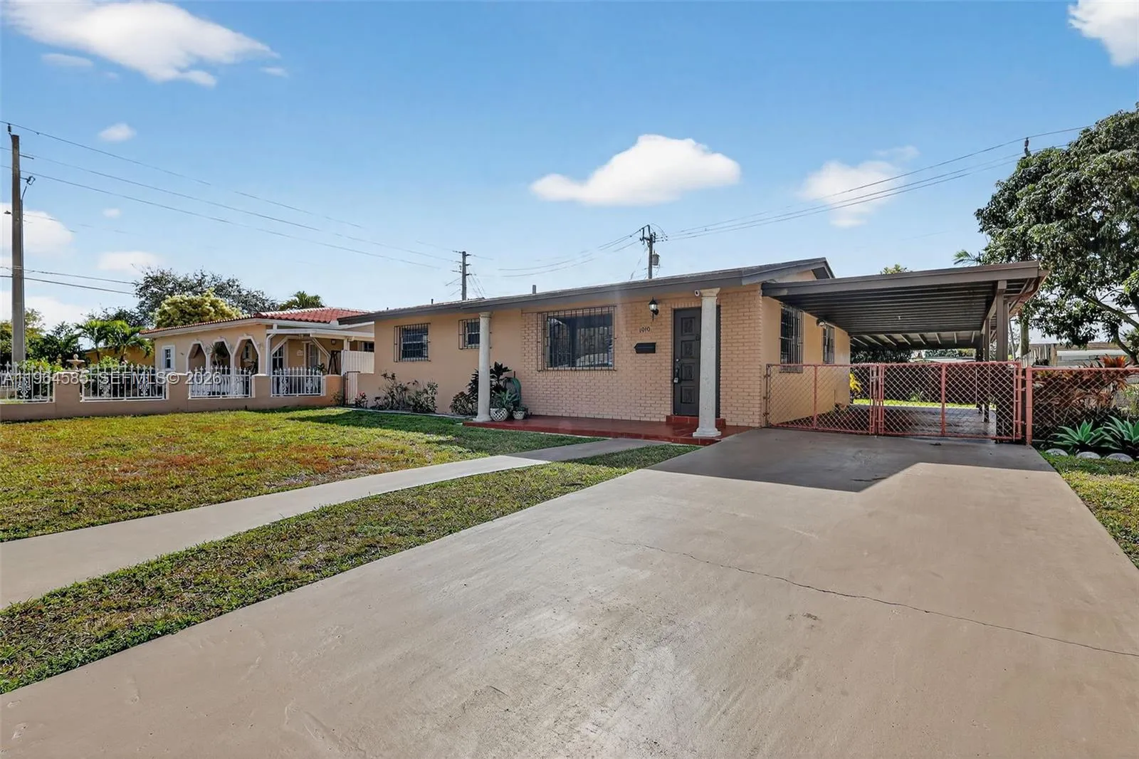 1010 W 33rd Pl, Hialeah, Florida 33012, Hialeah, Florida 33012, 4 Bedrooms Bedrooms, ,2 BathroomsBathrooms,Residential,For Sale,1010 W 33rd Pl, Hialeah, Florida 33012,A11964585