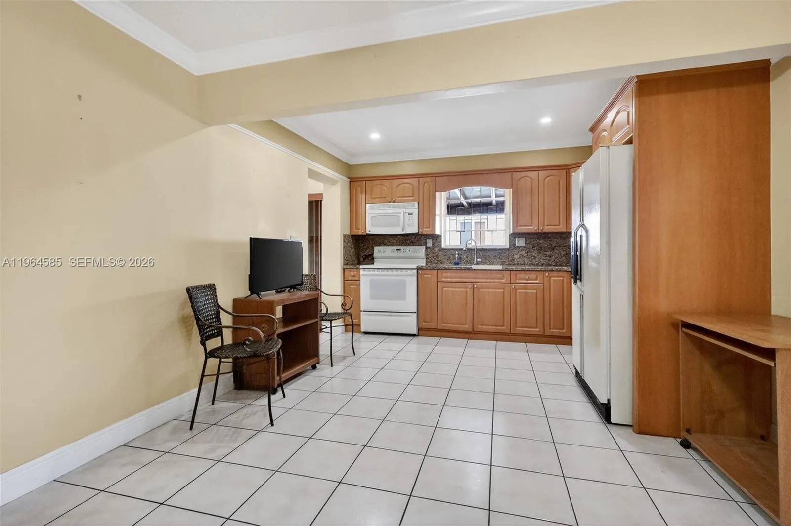 1010 W 33rd Pl, Hialeah, Florida 33012, Hialeah, Florida 33012, 4 Bedrooms Bedrooms, ,2 BathroomsBathrooms,Residential,For Sale,1010 W 33rd Pl, Hialeah, Florida 33012,A11964585