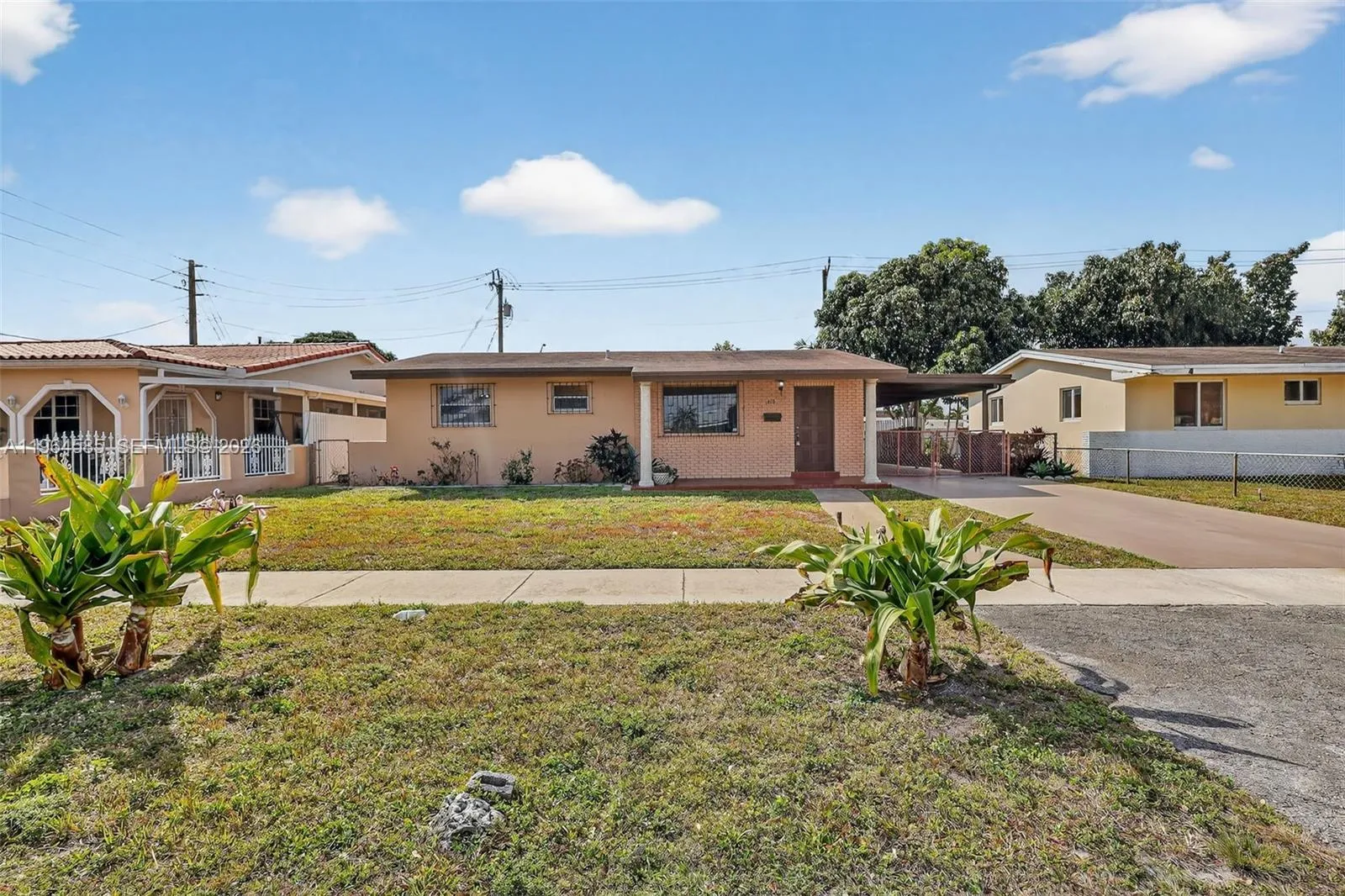 1010 W 33rd Pl, Hialeah, Florida 33012, Hialeah, Florida 33012, 4 Bedrooms Bedrooms, ,2 BathroomsBathrooms,Residential,For Sale,1010 W 33rd Pl, Hialeah, Florida 33012,A11964585