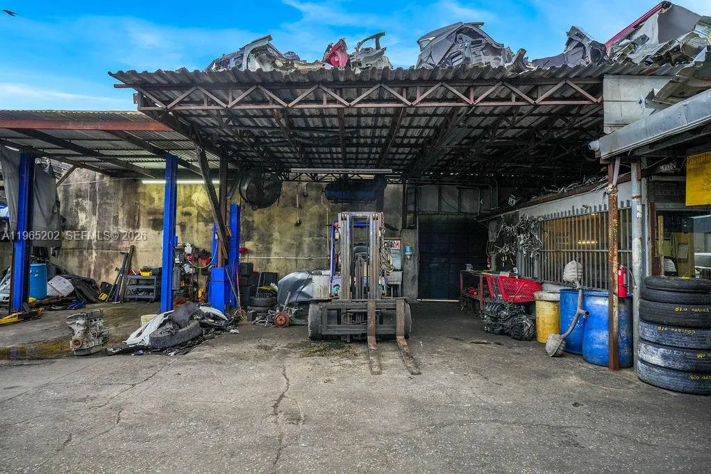 Hialeah, Florida 33013, ,Business Opportunity,For Sale,A11965202