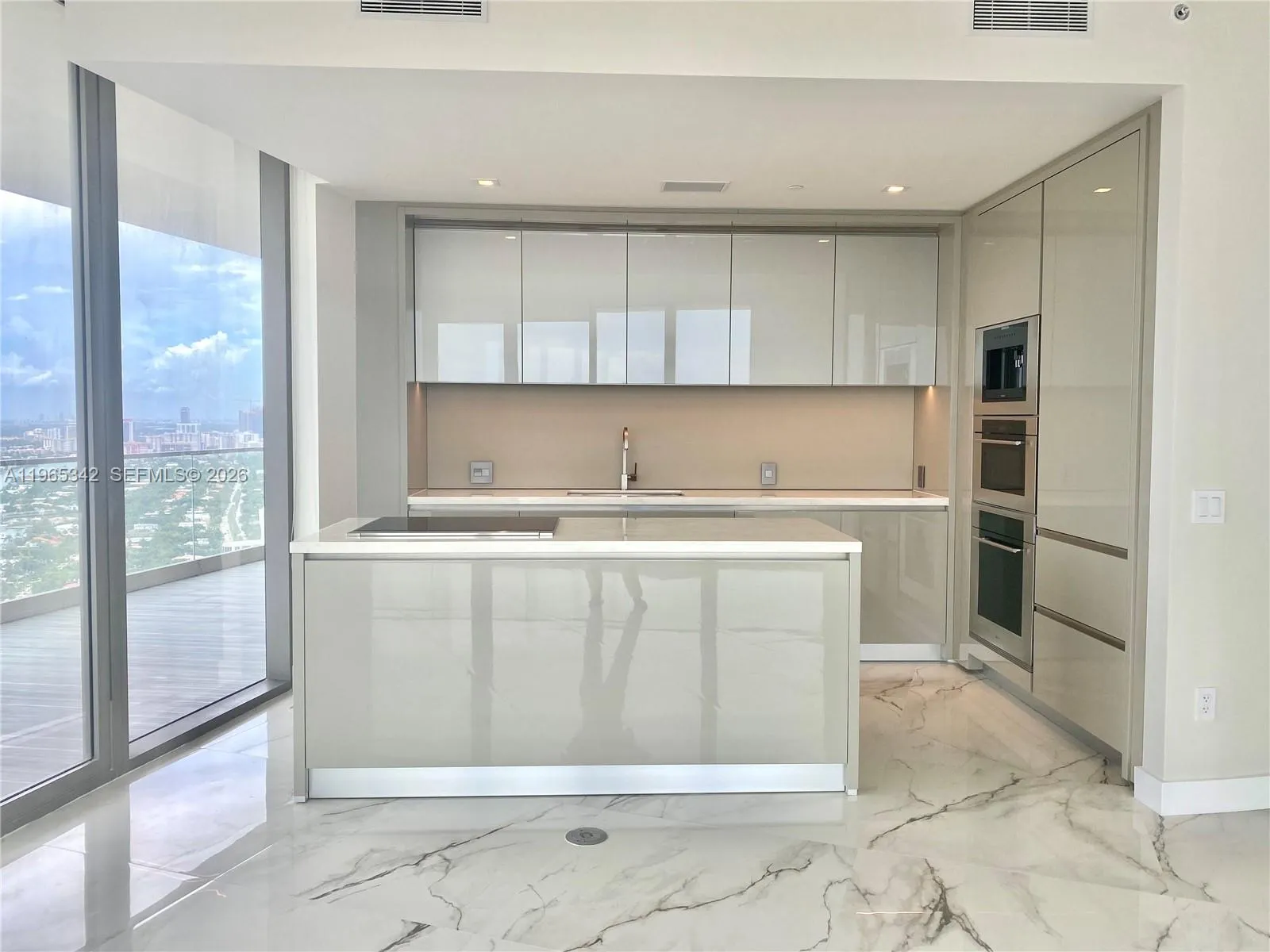18975 Collins Ave 3605, Sunny Isles Beach, Florida, Sunny Isles Beach, Florida 33160, 2 Bedrooms Bedrooms, ,2 BathroomsBathrooms,Residential Lease,For Rent,18975 Collins Ave 3605, Sunny Isles Beach, Florida,A11965342