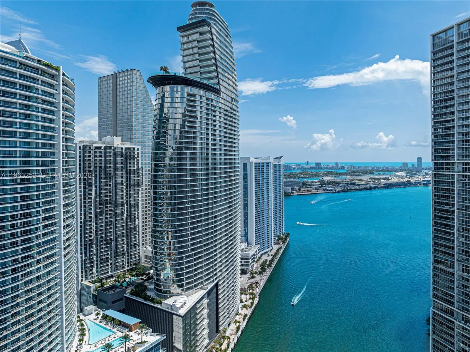 300 Biscayne Blvd Way 4404, Miami, Florida 33131, Miami, Florida 33131, 3 Bedrooms Bedrooms, ,5 BathroomsBathrooms,Residential Lease,For Rent,300 Biscayne Blvd Way 4404, Miami, Florida 33131,A11963252