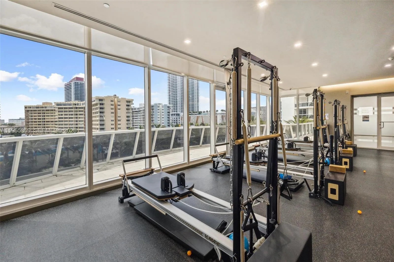 1830 S Ocean Dr 4708, Hallandale Beach, Florida 33, Hallandale Beach, Florida 33009, 2 Bedrooms Bedrooms, ,2 BathroomsBathrooms,Residential,For Sale,1830 S Ocean Dr 4708, Hallandale Beach, Florida 33,A11965359