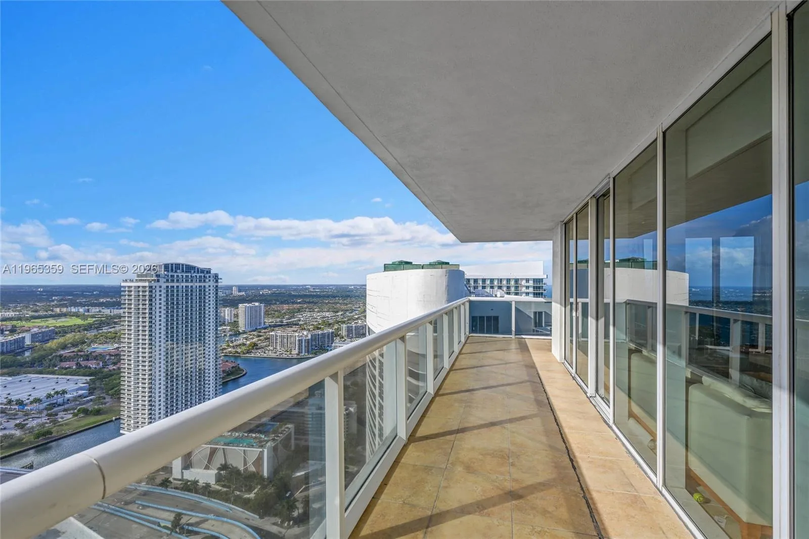 1830 S Ocean Dr 4708, Hallandale Beach, Florida 33, Hallandale Beach, Florida 33009, 2 Bedrooms Bedrooms, ,2 BathroomsBathrooms,Residential,For Sale,1830 S Ocean Dr 4708, Hallandale Beach, Florida 33,A11965359