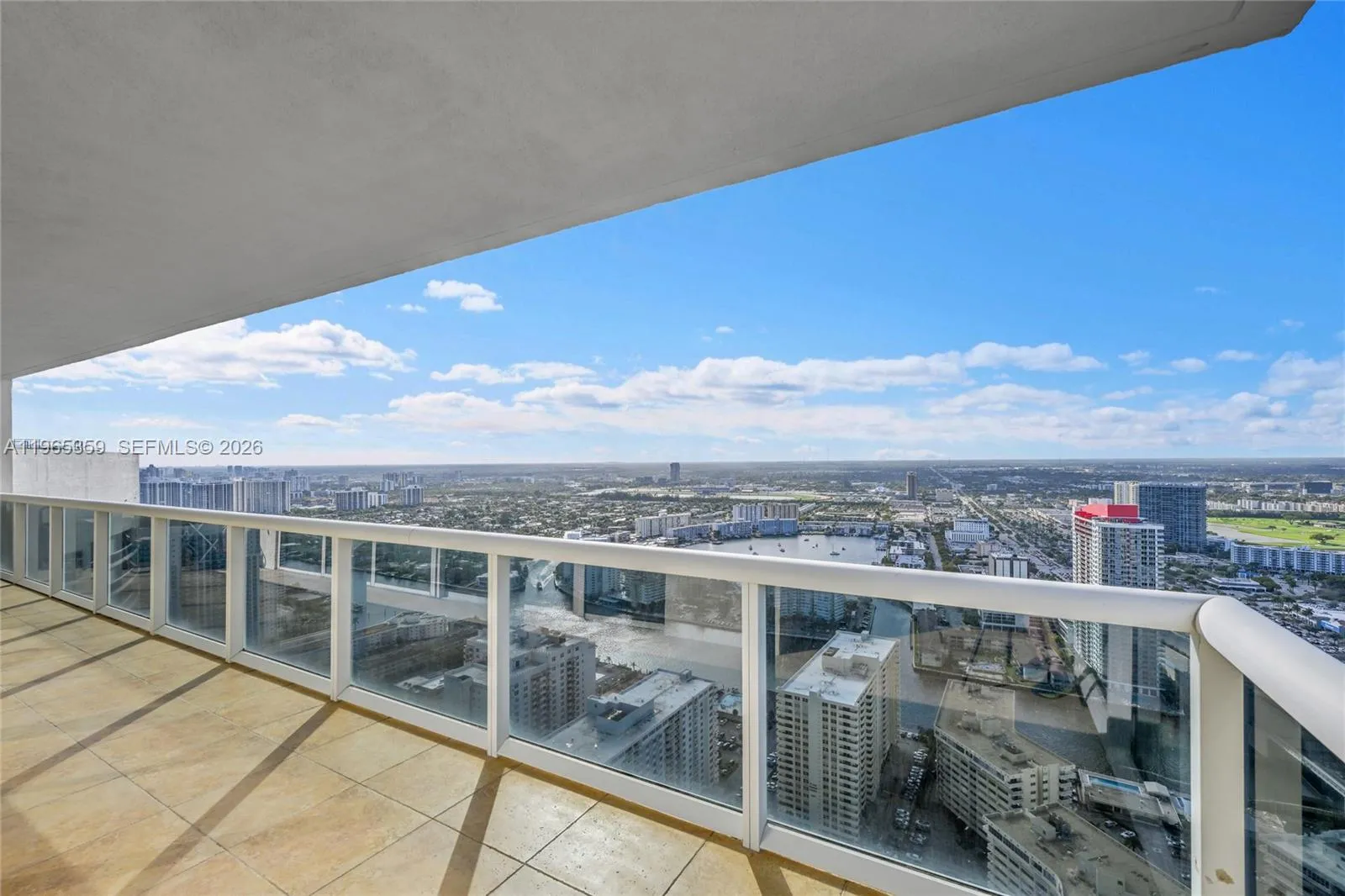 1830 S Ocean Dr 4708, Hallandale Beach, Florida 33, Hallandale Beach, Florida 33009, 2 Bedrooms Bedrooms, ,2 BathroomsBathrooms,Residential,For Sale,1830 S Ocean Dr 4708, Hallandale Beach, Florida 33,A11965359