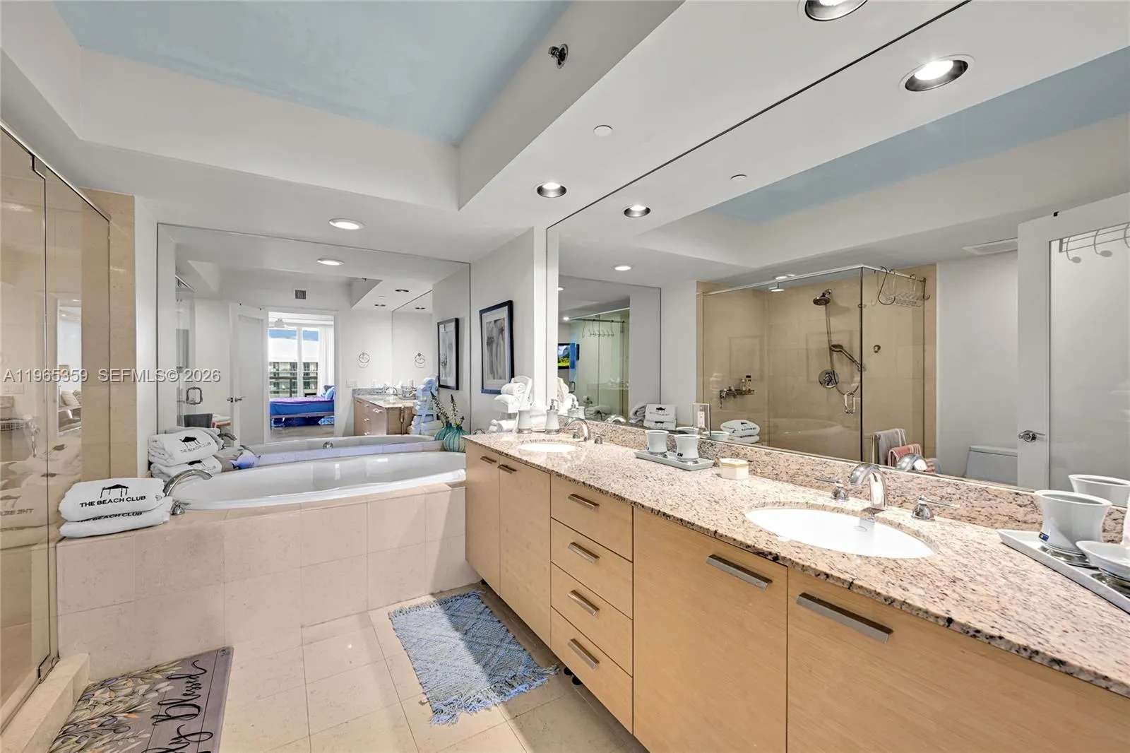 1830 S Ocean Dr 4708, Hallandale Beach, Florida 33, Hallandale Beach, Florida 33009, 2 Bedrooms Bedrooms, ,2 BathroomsBathrooms,Residential,For Sale,1830 S Ocean Dr 4708, Hallandale Beach, Florida 33,A11965359