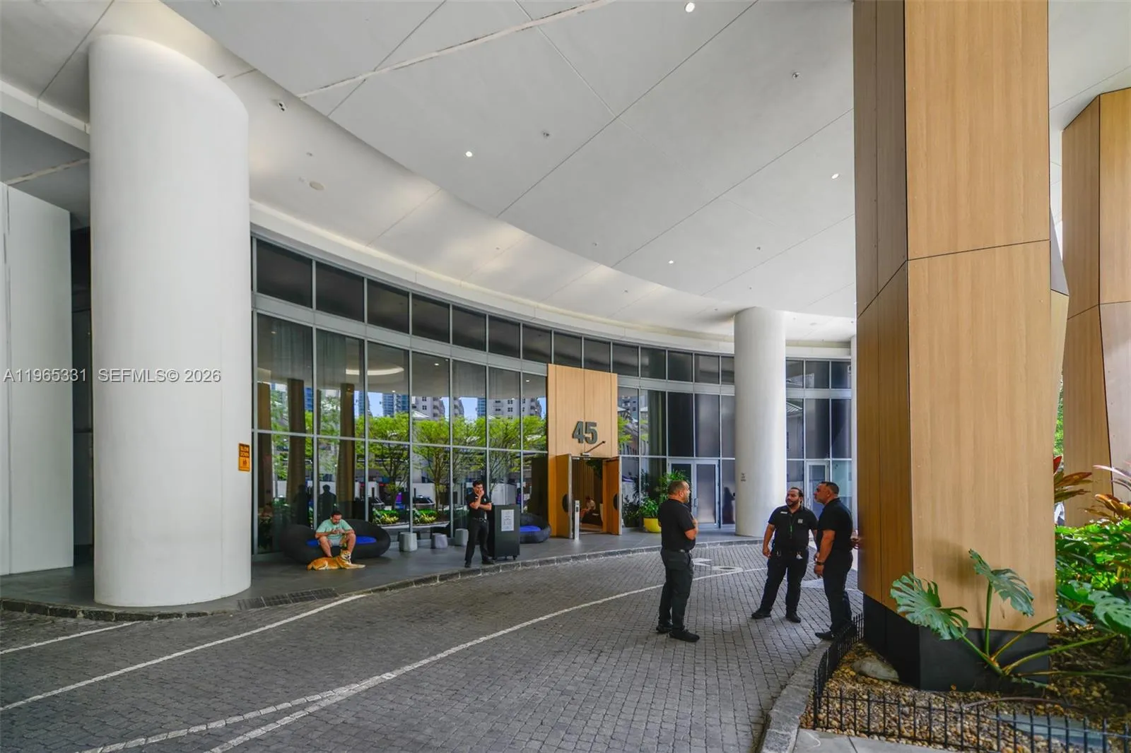 45 Sw 9th St 1107, Miami, Florida 33130, Miami, Florida 33130, 1 Bedroom Bedrooms, ,1 BathroomBathrooms,Residential Lease,For Rent,45 Sw 9th St 1107, Miami, Florida 33130,A11965331