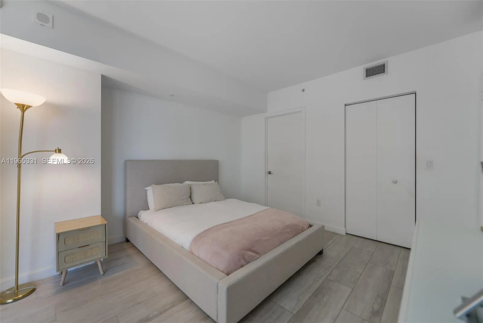 45 Sw 9th St 1107, Miami, Florida 33130, Miami, Florida 33130, 1 Bedroom Bedrooms, ,1 BathroomBathrooms,Residential Lease,For Rent,45 Sw 9th St 1107, Miami, Florida 33130,A11965331