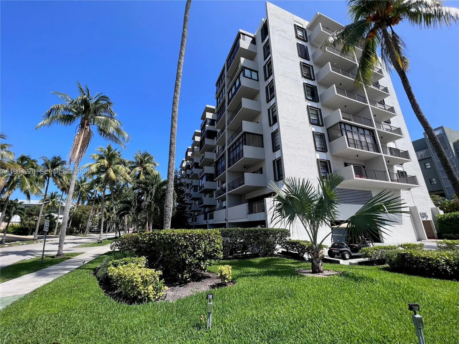 575 Crandon Blvd 503, Key Biscayne, Florida 33149, Key Biscayne, Florida 33149, 1 Bedroom Bedrooms, ,1 BathroomBathrooms,Residential Lease,For Rent,575 Crandon Blvd 503, Key Biscayne, Florida 33149,A11964228