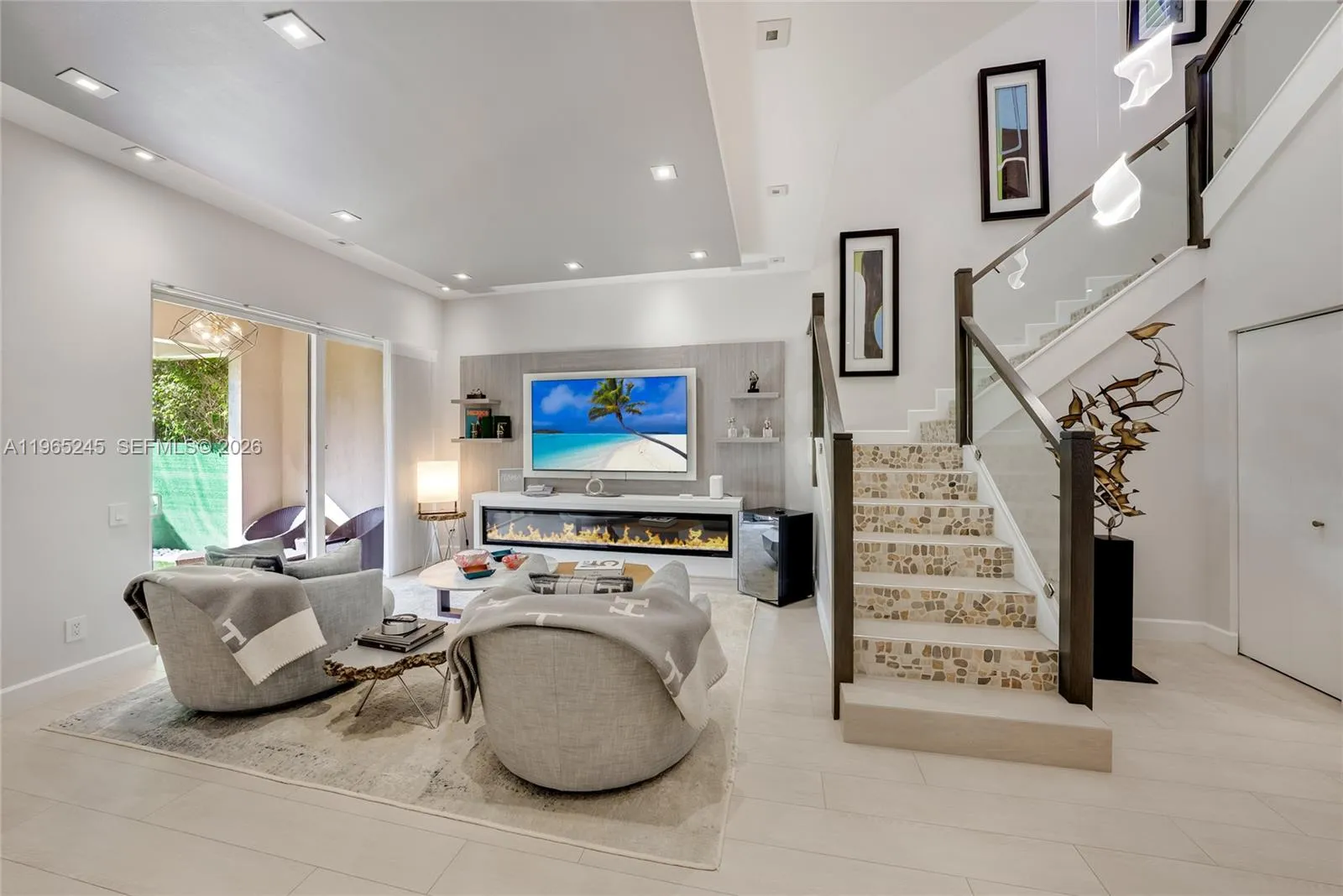 1366 W Harbor Vw W, Hollywood, Florida 33019, Hollywood, Florida 33019, 3 Bedrooms Bedrooms, ,3 BathroomsBathrooms,Residential,For Sale,1366 W Harbor Vw W, Hollywood, Florida 33019,A11965245