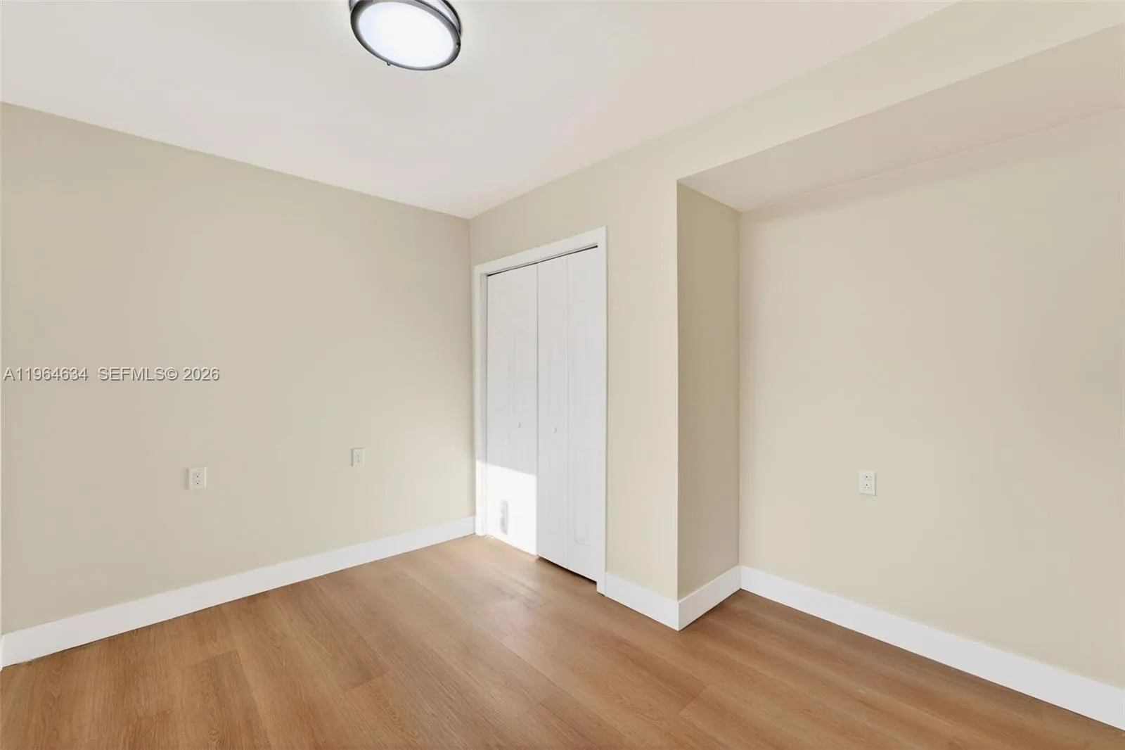 555 Nw 94th St Front, Miami, Florida 33150, Miami, Florida 33150, 2 Bedrooms Bedrooms, ,1 BathroomBathrooms,Residential Lease,For Rent,555 Nw 94th St Front, Miami, Florida 33150,A11964634