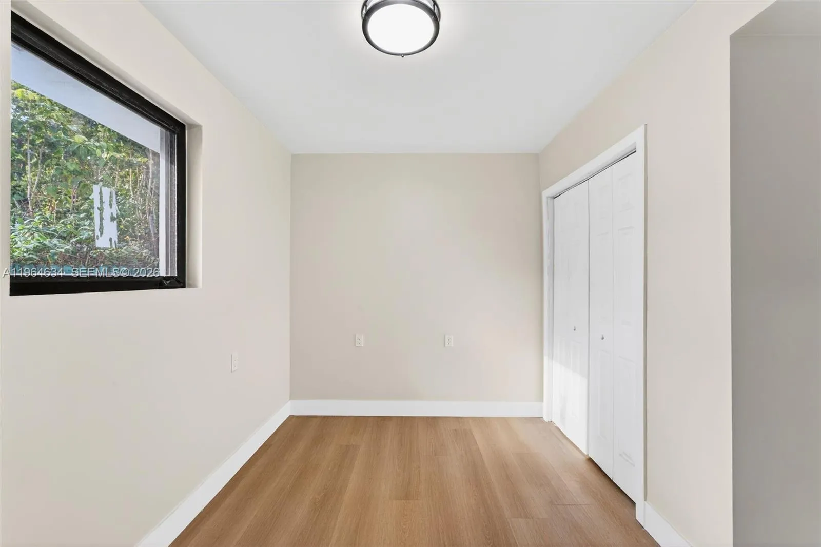 555 Nw 94th St Front, Miami, Florida 33150, Miami, Florida 33150, 2 Bedrooms Bedrooms, ,1 BathroomBathrooms,Residential Lease,For Rent,555 Nw 94th St Front, Miami, Florida 33150,A11964634