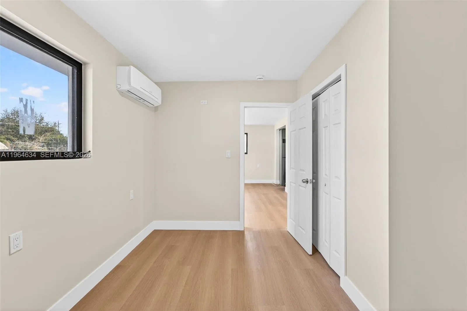 555 Nw 94th St Front, Miami, Florida 33150, Miami, Florida 33150, 2 Bedrooms Bedrooms, ,1 BathroomBathrooms,Residential Lease,For Rent,555 Nw 94th St Front, Miami, Florida 33150,A11964634