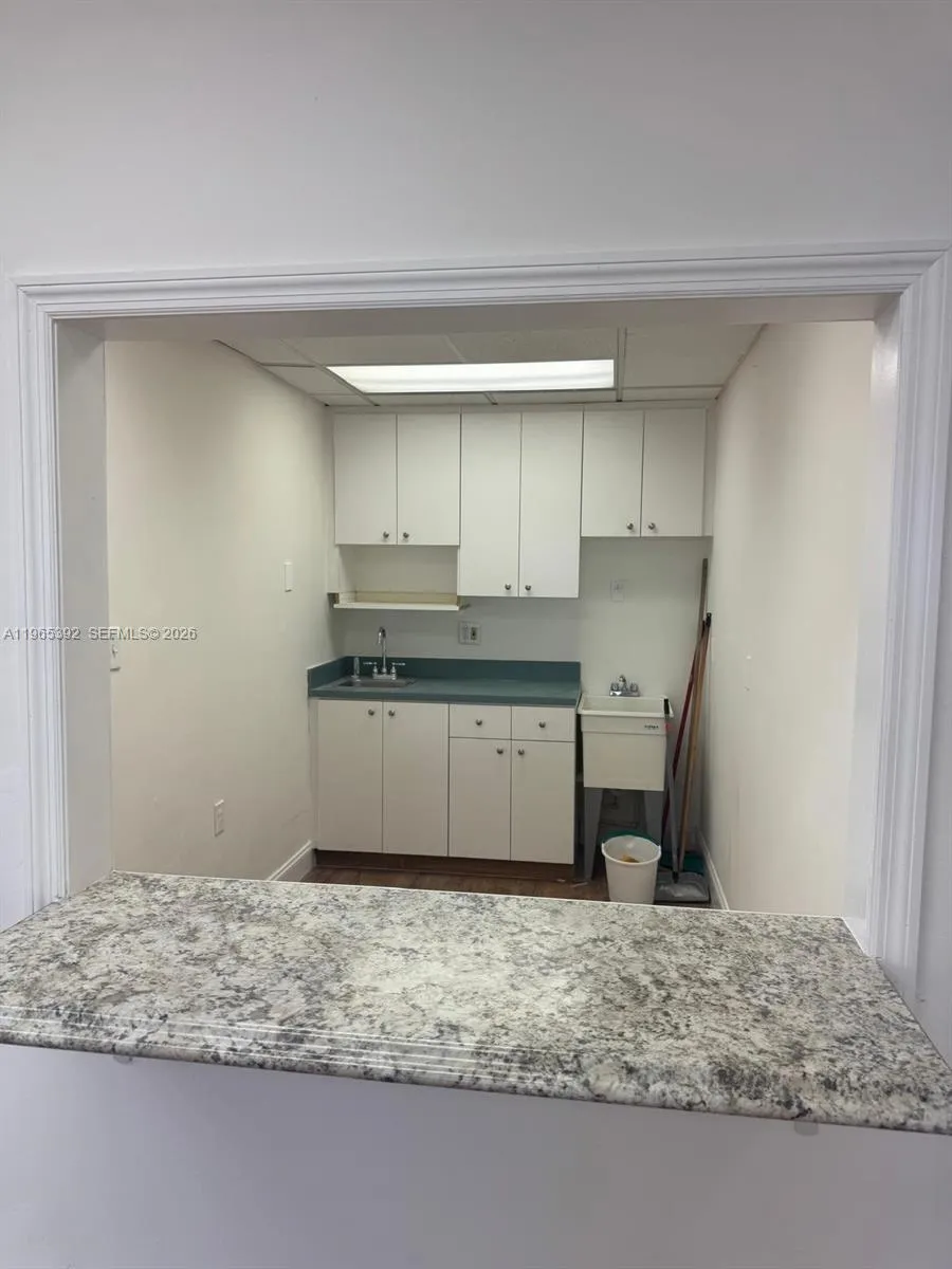 4201 Palm Ave, Hialeah, Florida 33012, Hialeah, Florida 33012, ,Commercial Lease,For Rent,4201 Palm Ave, Hialeah, Florida 33012,A11965392