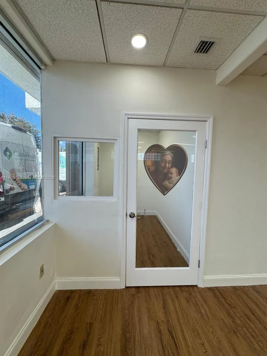 4201 Palm Ave, Hialeah, Florida 33012, Hialeah, Florida 33012, ,Commercial Lease,For Rent,4201 Palm Ave, Hialeah, Florida 33012,A11965392