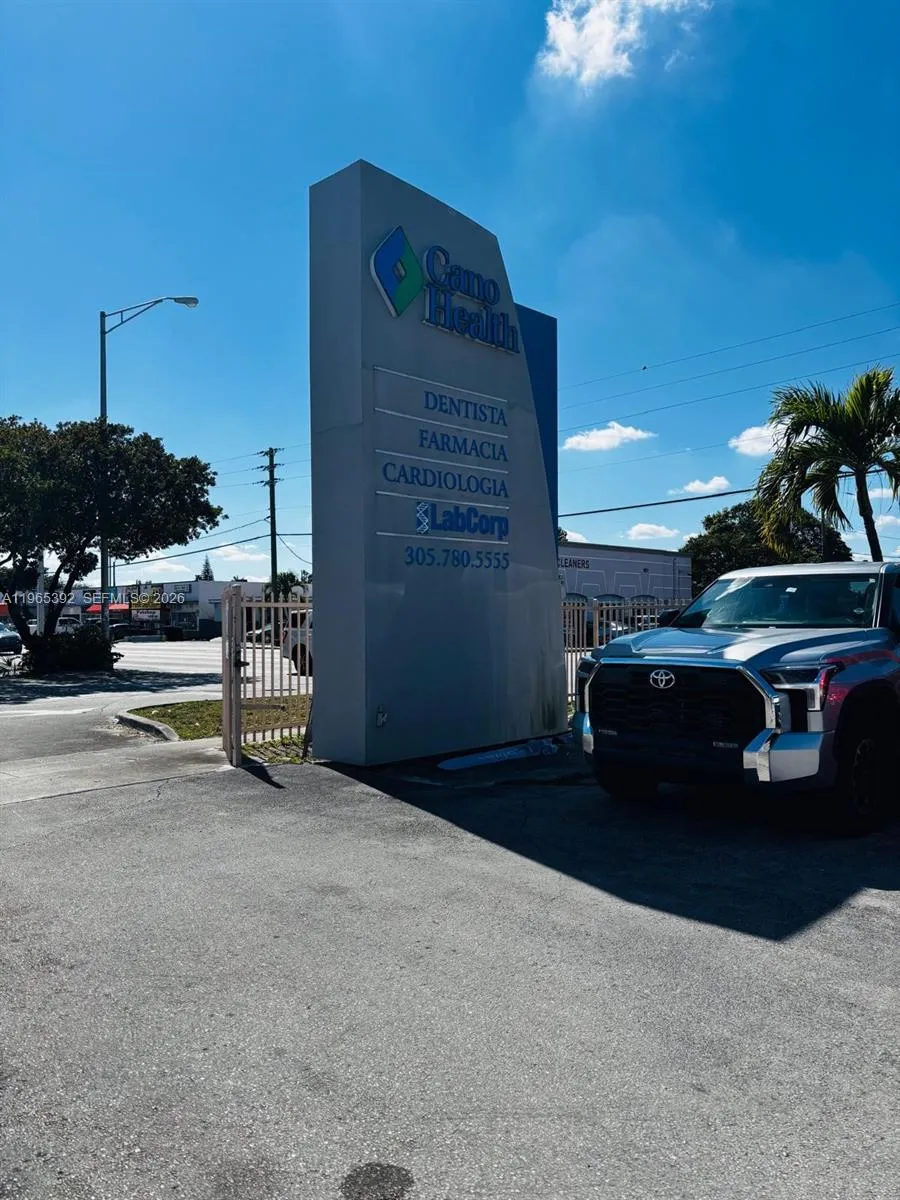 4201 Palm Ave, Hialeah, Florida 33012, Hialeah, Florida 33012, ,Commercial Lease,For Rent,4201 Palm Ave, Hialeah, Florida 33012,A11965392