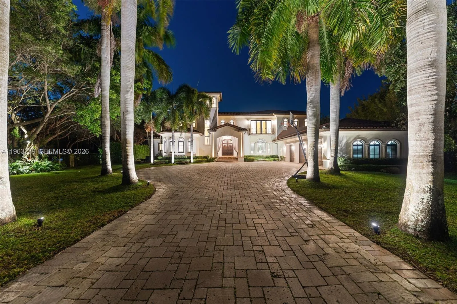 11111 Killian Park Rd, Pinecrest, Florida 33156, Pinecrest, Florida 33156, 6 Bedrooms Bedrooms, ,6 BathroomsBathrooms,Residential,For Sale,11111 Killian Park Rd, Pinecrest, Florida 33156,A11963239