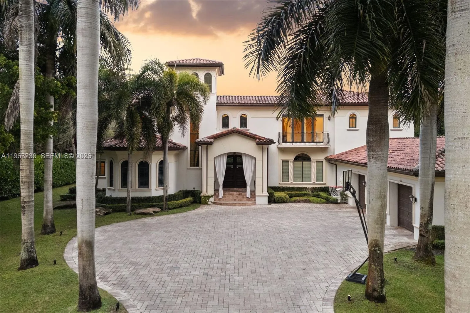 11111 Killian Park Rd, Pinecrest, Florida 33156, Pinecrest, Florida 33156, 6 Bedrooms Bedrooms, ,6 BathroomsBathrooms,Residential,For Sale,11111 Killian Park Rd, Pinecrest, Florida 33156,A11963239