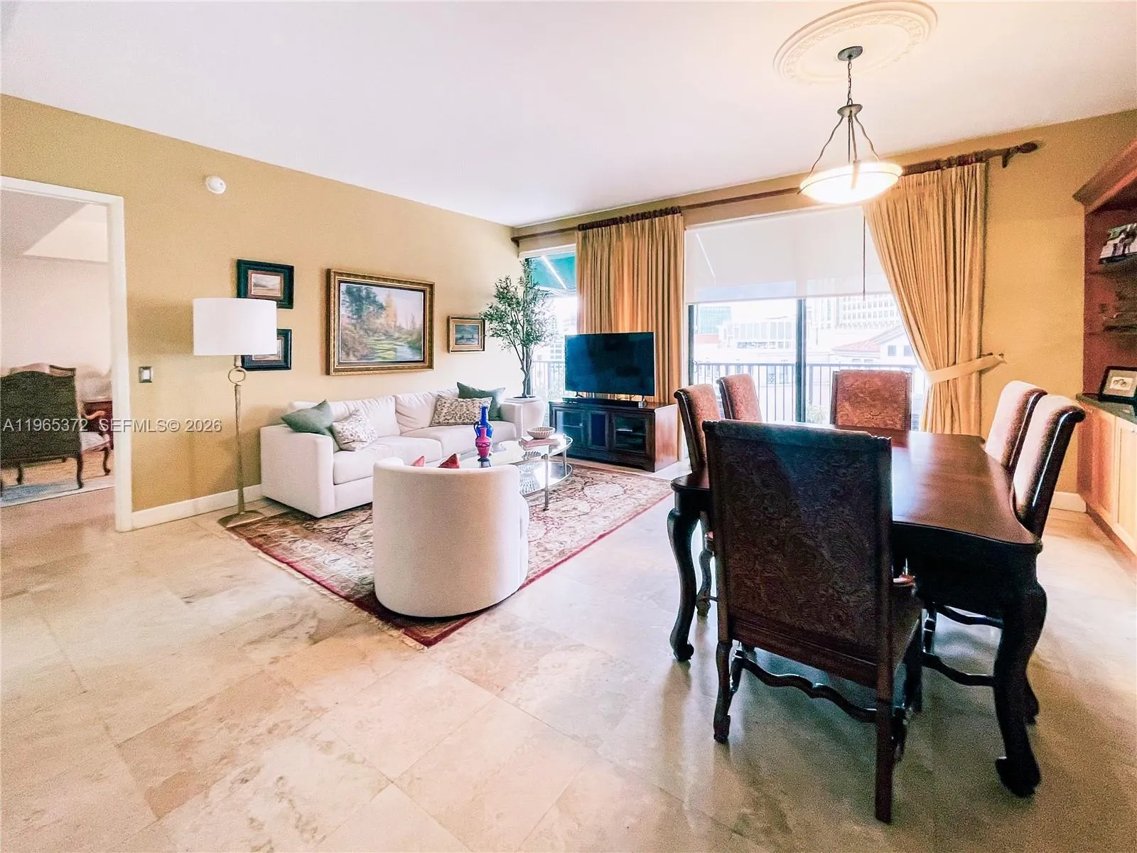 marble floors through out