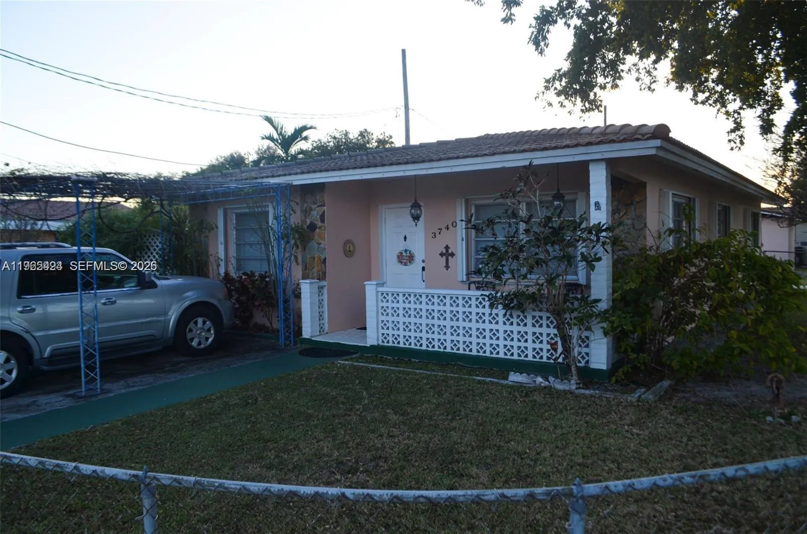 3740 W 5th Ct, Hialeah, Florida 33012, Hialeah, Florida 33012, 4 Bedrooms Bedrooms, ,3 BathroomsBathrooms,Residential,For Sale,3740 W 5th Ct, Hialeah, Florida 33012,A11965424