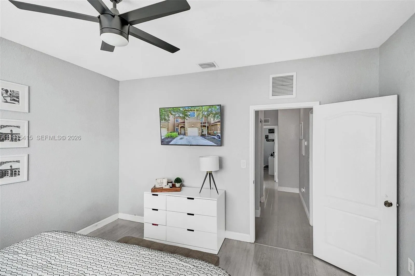 8518 Sw 214th Ln, Cutler Bay, Florida 33189, Cutler Bay, Florida 33189, 3 Bedrooms Bedrooms, ,2 BathroomsBathrooms,Residential Lease,For Rent,8518 Sw 214th Ln, Cutler Bay, Florida 33189,A11965415