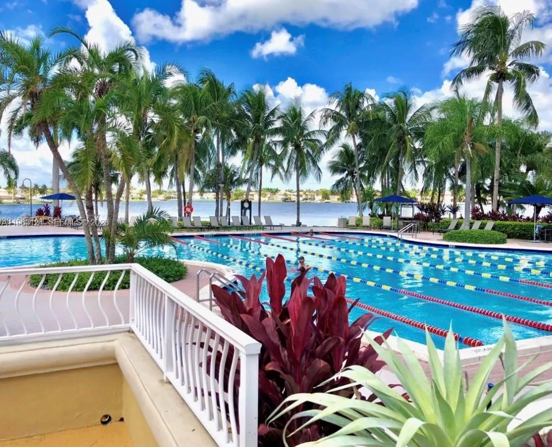 10700 Nw 66th St 109, Doral, Florida 33178, Doral, Florida 33178, 3 Bedrooms Bedrooms, ,2 BathroomsBathrooms,Residential Lease,For Rent,10700 Nw 66th St 109, Doral, Florida 33178,A11963124