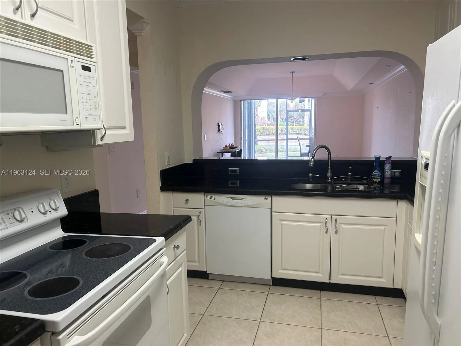 10700 Nw 66th St 109, Doral, Florida 33178, Doral, Florida 33178, 3 Bedrooms Bedrooms, ,2 BathroomsBathrooms,Residential Lease,For Rent,10700 Nw 66th St 109, Doral, Florida 33178,A11963124