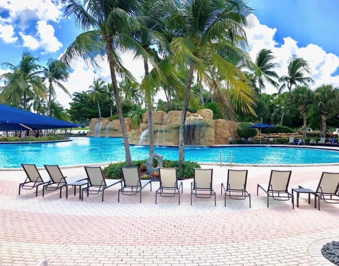 10700 Nw 66th St 109, Doral, Florida 33178, Doral, Florida 33178, 3 Bedrooms Bedrooms, ,2 BathroomsBathrooms,Residential Lease,For Rent,10700 Nw 66th St 109, Doral, Florida 33178,A11963124