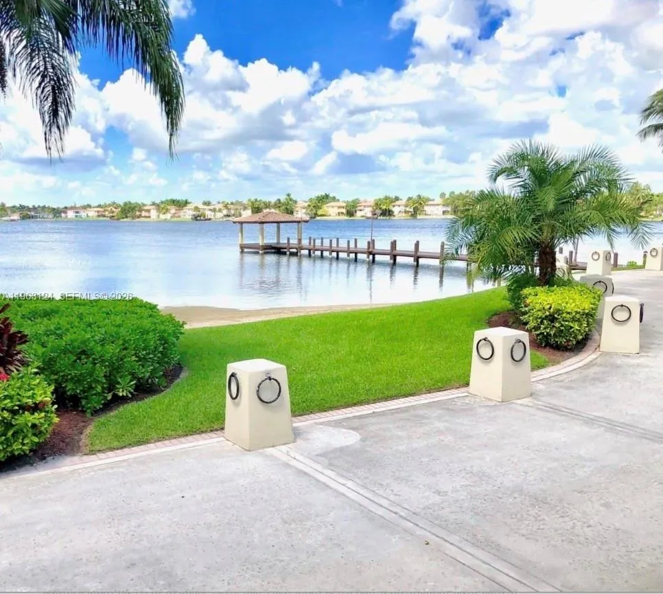 10700 Nw 66th St 109, Doral, Florida 33178, Doral, Florida 33178, 3 Bedrooms Bedrooms, ,2 BathroomsBathrooms,Residential Lease,For Rent,10700 Nw 66th St 109, Doral, Florida 33178,A11963124