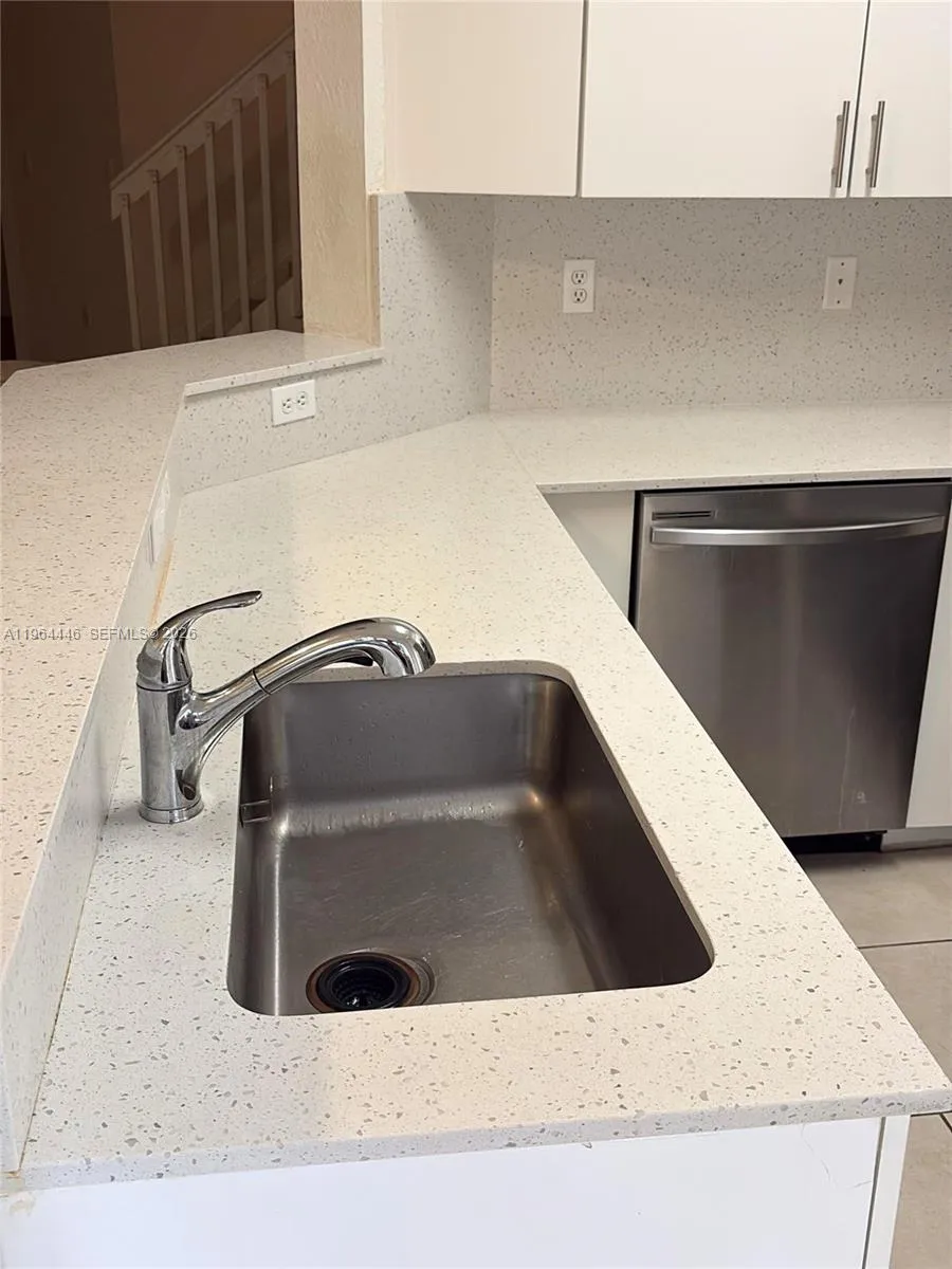 10776 Nw 84th Ln 8-30, Doral, Florida 33178, Doral, Florida 33178, 3 Bedrooms Bedrooms, ,3 BathroomsBathrooms,Residential Lease,For Rent,10776 Nw 84th Ln 8-30, Doral, Florida 33178,A11964446