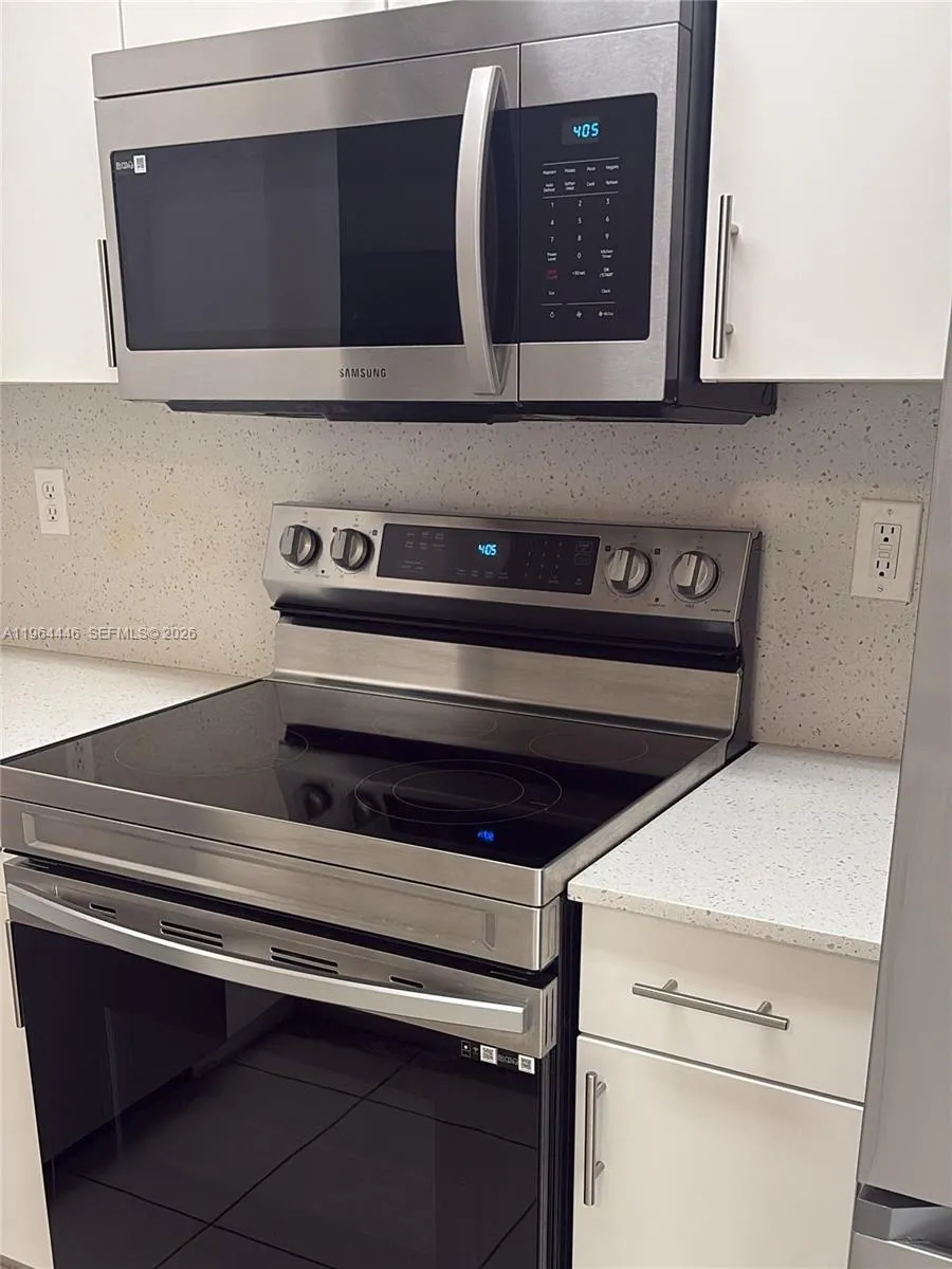 10776 Nw 84th Ln 8-30, Doral, Florida 33178, Doral, Florida 33178, 3 Bedrooms Bedrooms, ,3 BathroomsBathrooms,Residential Lease,For Rent,10776 Nw 84th Ln 8-30, Doral, Florida 33178,A11964446