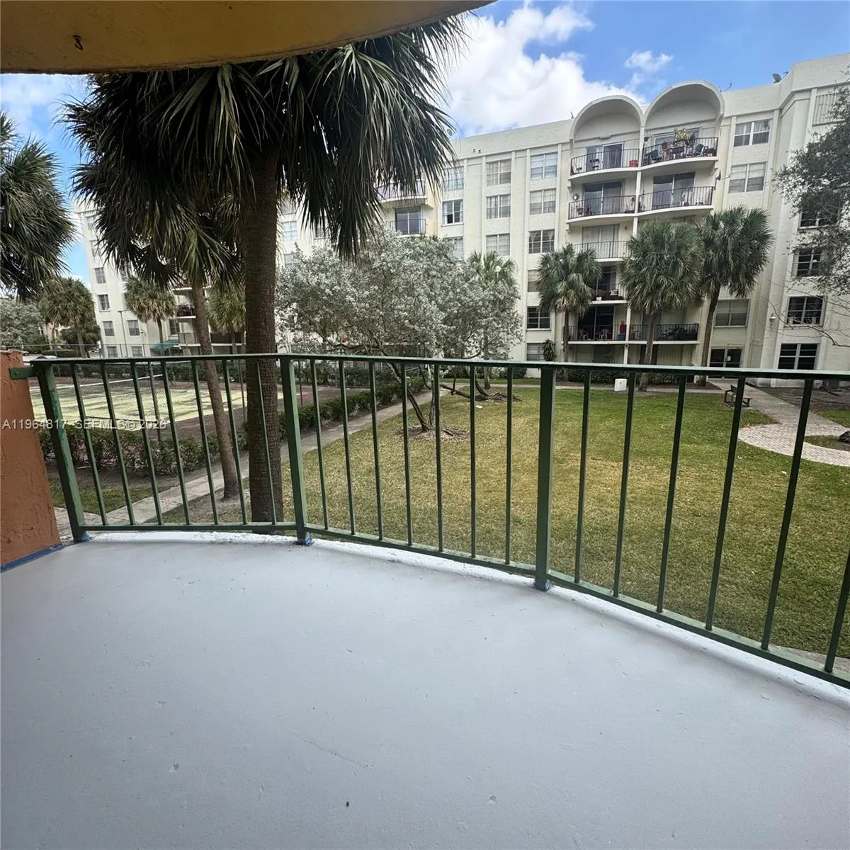 9320 Fontainebleau Blvd 211, Miami, Florida 33172, Miami, Florida 33172, 2 Bedrooms Bedrooms, ,2 BathroomsBathrooms,Residential Lease,For Rent,9320 Fontainebleau Blvd 211, Miami, Florida 33172,A11964817