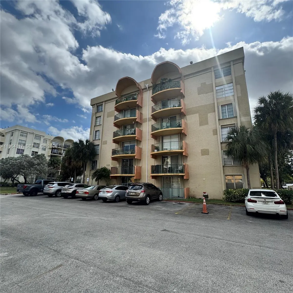 9320 Fontainebleau Blvd 211, Miami, Florida 33172, Miami, Florida 33172, 2 Bedrooms Bedrooms, ,2 BathroomsBathrooms,Residential Lease,For Rent,9320 Fontainebleau Blvd 211, Miami, Florida 33172,A11964817