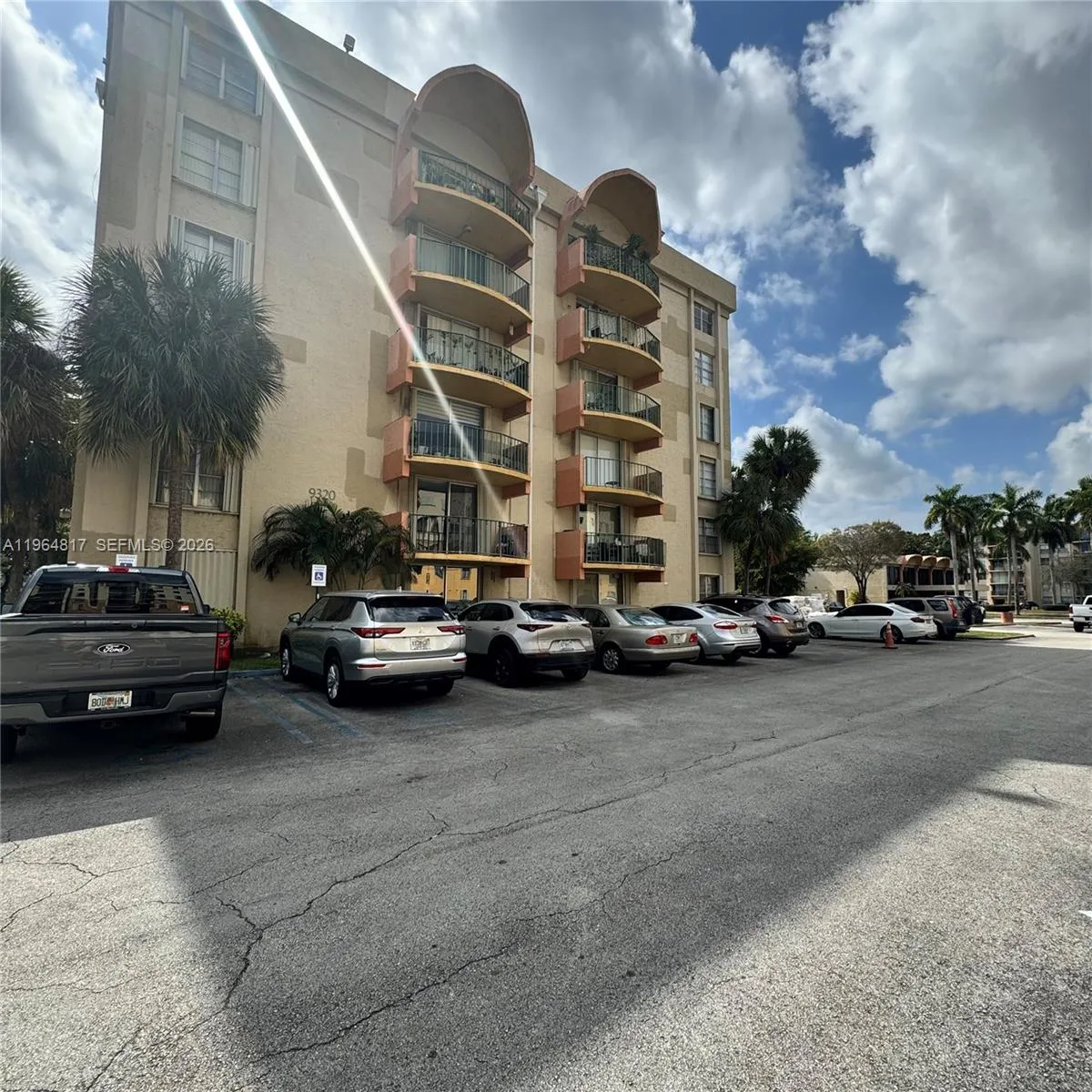9320 Fontainebleau Blvd 211, Miami, Florida 33172, Miami, Florida 33172, 2 Bedrooms Bedrooms, ,2 BathroomsBathrooms,Residential Lease,For Rent,9320 Fontainebleau Blvd 211, Miami, Florida 33172,A11964817