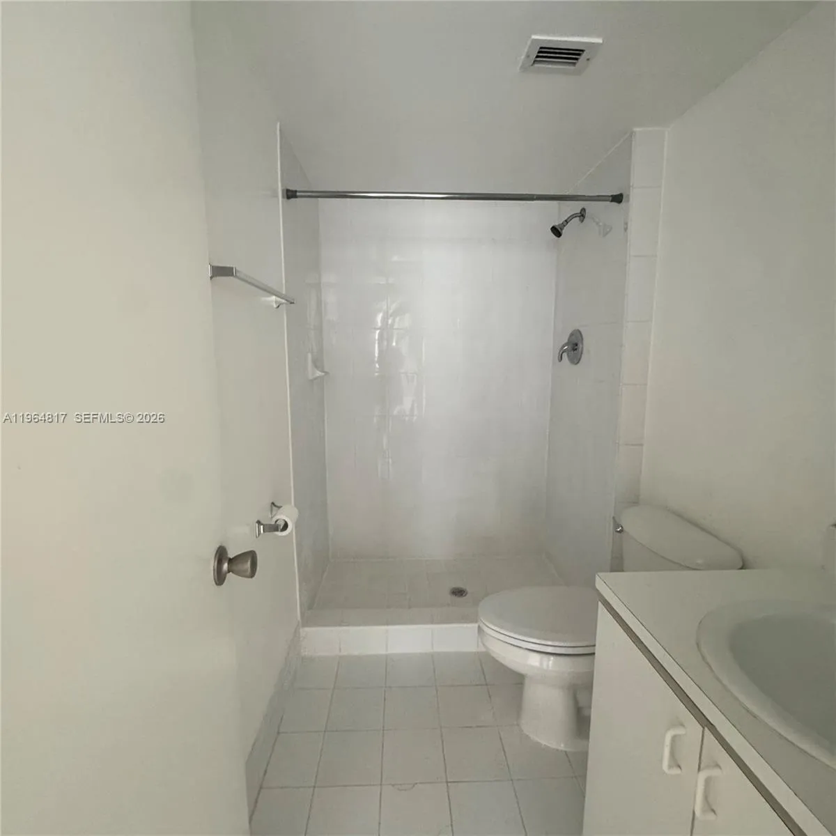9320 Fontainebleau Blvd 211, Miami, Florida 33172, Miami, Florida 33172, 2 Bedrooms Bedrooms, ,2 BathroomsBathrooms,Residential Lease,For Rent,9320 Fontainebleau Blvd 211, Miami, Florida 33172,A11964817