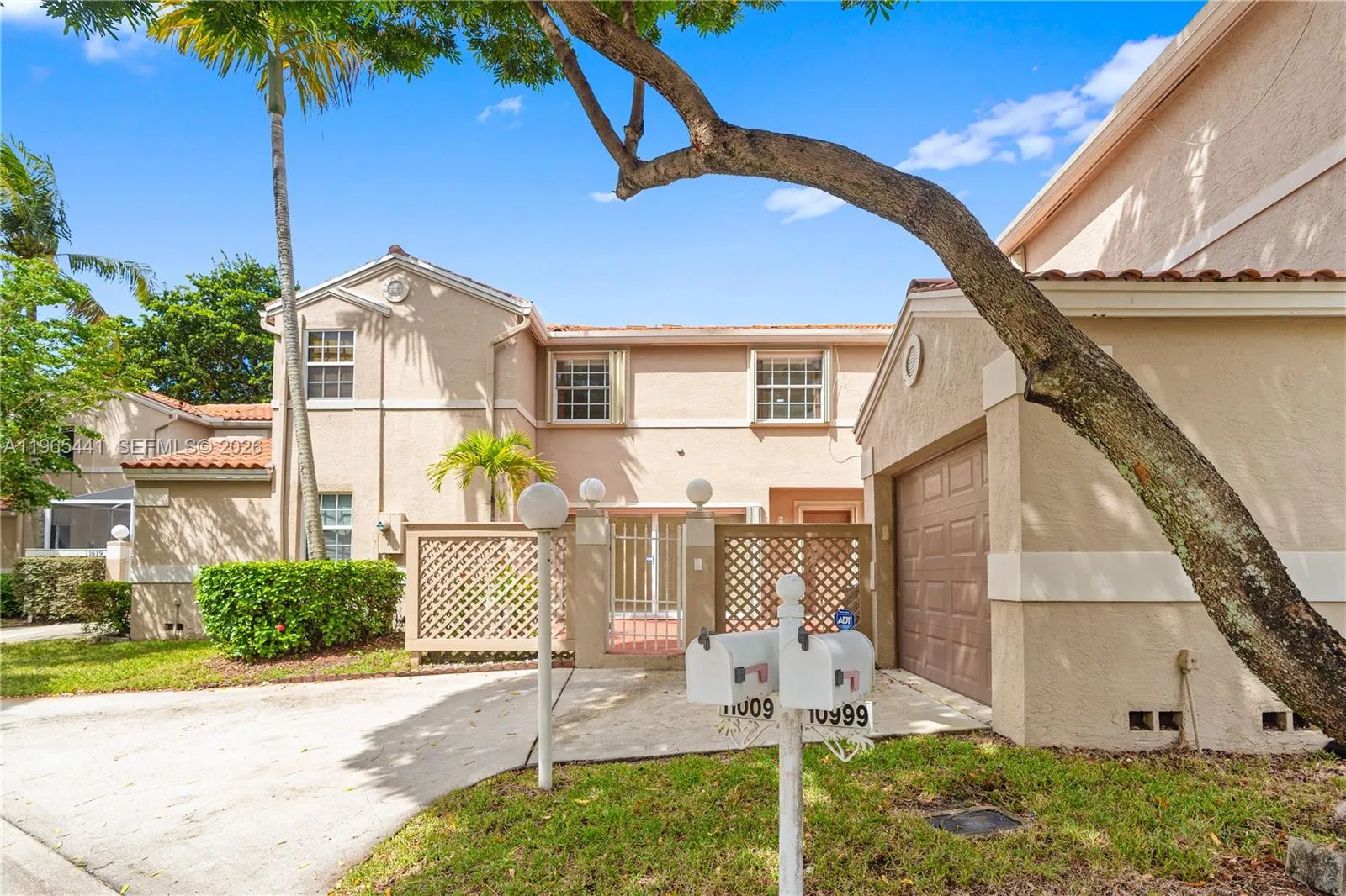 11009 Mainsail Dr 11009, Cooper City, Florida 3302, Cooper City, Florida 33026, 3 Bedrooms Bedrooms, ,2 BathroomsBathrooms,Residential Lease,For Rent,11009 Mainsail Dr 11009, Cooper City, Florida 3302,A11965441