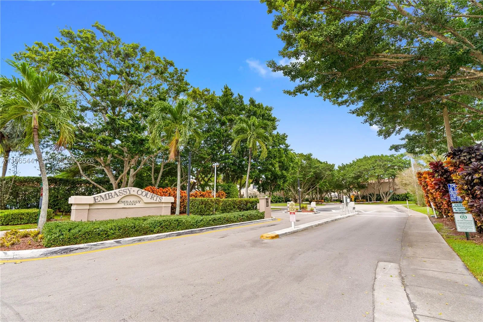 11009 Mainsail Dr 11009, Cooper City, Florida 3302, Cooper City, Florida 33026, 3 Bedrooms Bedrooms, ,2 BathroomsBathrooms,Residential Lease,For Rent,11009 Mainsail Dr 11009, Cooper City, Florida 3302,A11965441