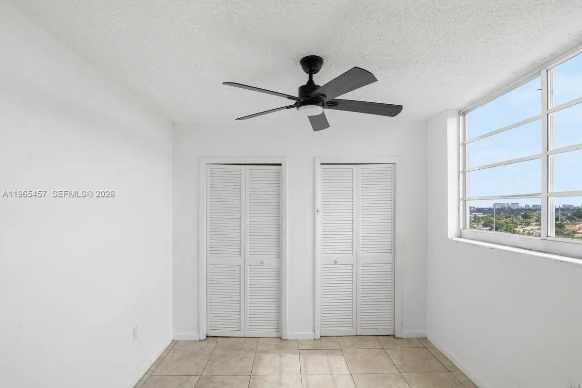 5050 Nw 7th St 806, Miami, Florida 33126, Miami, Florida 33126, 2 Bedrooms Bedrooms, ,2 BathroomsBathrooms,Residential,For Sale,5050 Nw 7th St 806, Miami, Florida 33126,A11965457