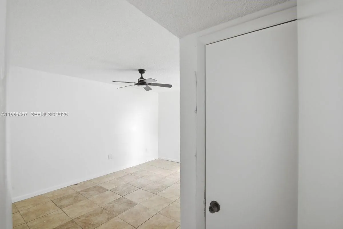 5050 Nw 7th St 806, Miami, Florida 33126, Miami, Florida 33126, 2 Bedrooms Bedrooms, ,2 BathroomsBathrooms,Residential,For Sale,5050 Nw 7th St 806, Miami, Florida 33126,A11965457