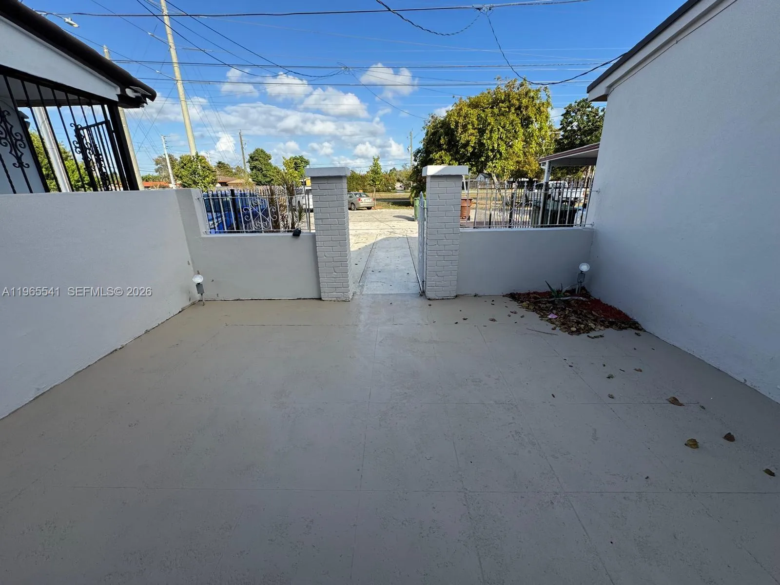 7520 W 15th Ct 7520, Hialeah, Florida 33014, Hialeah, Florida 33014, 3 Bedrooms Bedrooms, ,1 BathroomBathrooms,Residential Lease,For Rent,7520 W 15th Ct 7520, Hialeah, Florida 33014,A11965541