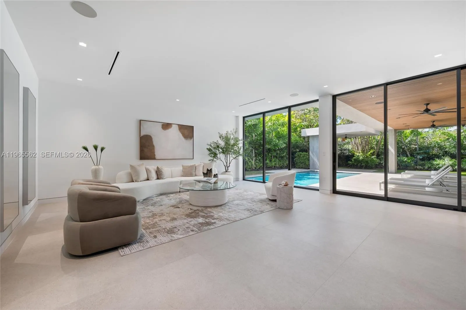 215 S Shore Dr, Miami, Florida 33133, Miami, Florida 33133, 6 Bedrooms Bedrooms, ,6 BathroomsBathrooms,Residential,For Sale,215 S Shore Dr, Miami, Florida 33133,A11965562